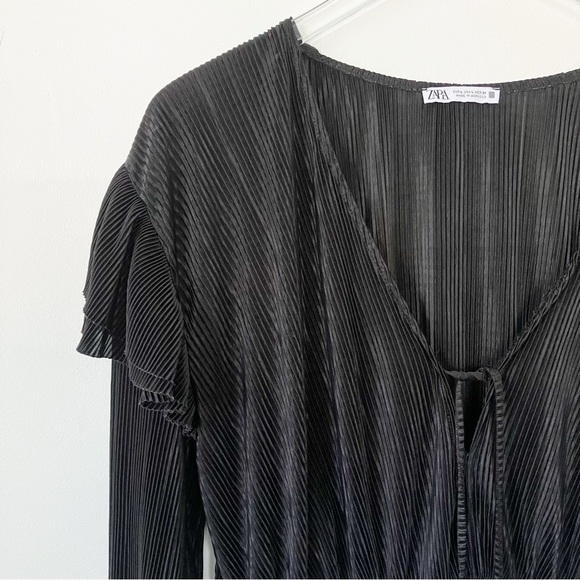 Zara Large Pleated Ruffled Blouse Black V Neck Tie Long Sleeve Top Romantic - Picture 9 of 11